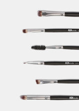 Load image into Gallery viewer, AOA Essential 24-Piece Brush Set