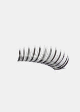 Load image into Gallery viewer, AOA Studio Eyelashes - Madelynn