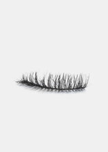 Load image into Gallery viewer, AOA Studio Eyelashes - Amelia