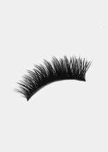 Load image into Gallery viewer, Paw Paw: 3D Faux Mink Lashes - Yoni