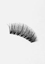 Load image into Gallery viewer, AOA Studio Eyelashes - Audrey
