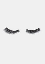 Load image into Gallery viewer, AOA Studio Eyelashes - Amelia
