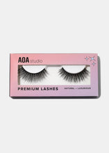 Load image into Gallery viewer, Paw Paw: 3D Faux Mink Lashes - Gaia
