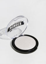 Load image into Gallery viewer, AOA Wonder Baked Eyeshadow - Dove
