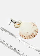 Load image into Gallery viewer, Seashell &amp; Pearl Dangle Earrings
