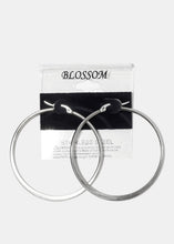Load image into Gallery viewer, Flat Hoop Earrings
