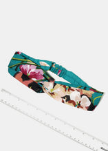 Load image into Gallery viewer, Flower Print Twisted Headband
