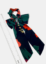 Load image into Gallery viewer, Leaf Print Long Bow Hair Ties
