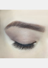 Load image into Gallery viewer, AOA Studio Eyelashes - Keira

