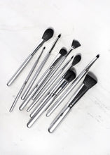 Load image into Gallery viewer, 10-Piece Bon Voyage Brush Set
